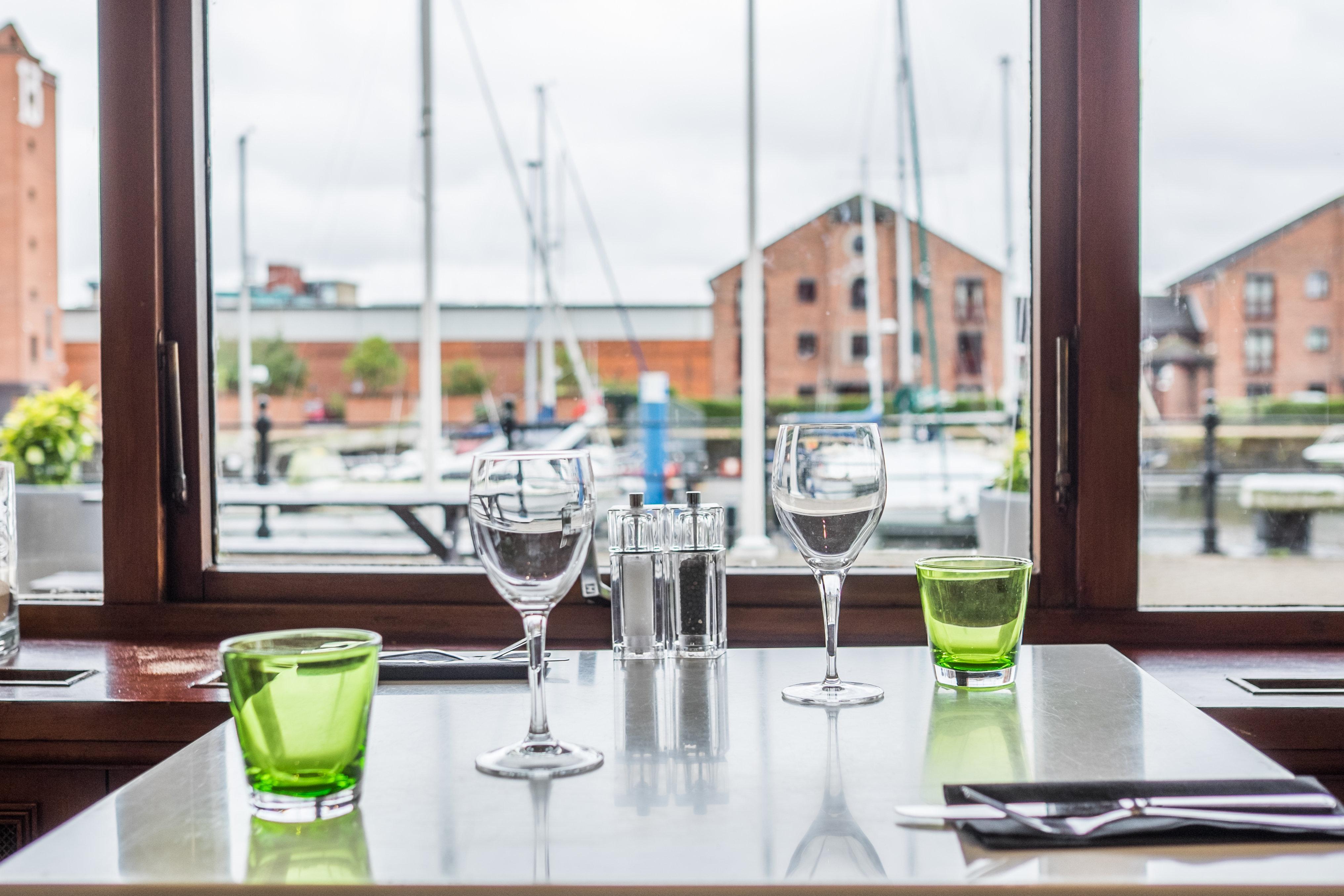 Holiday Inn Hull Marina By Ihg Кингстън ъпон Хъл Екстериор снимка