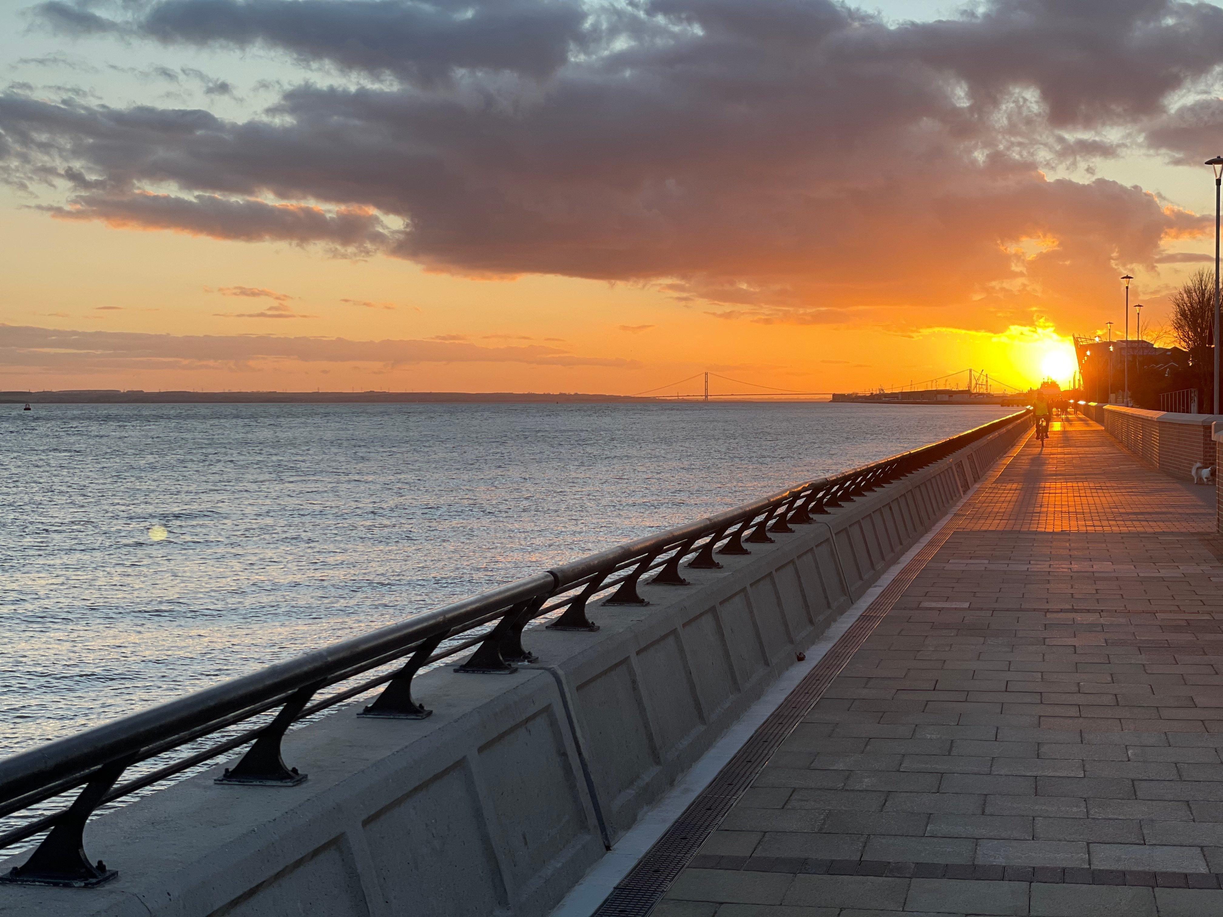 Holiday Inn Hull Marina By Ihg Кингстън ъпон Хъл Екстериор снимка