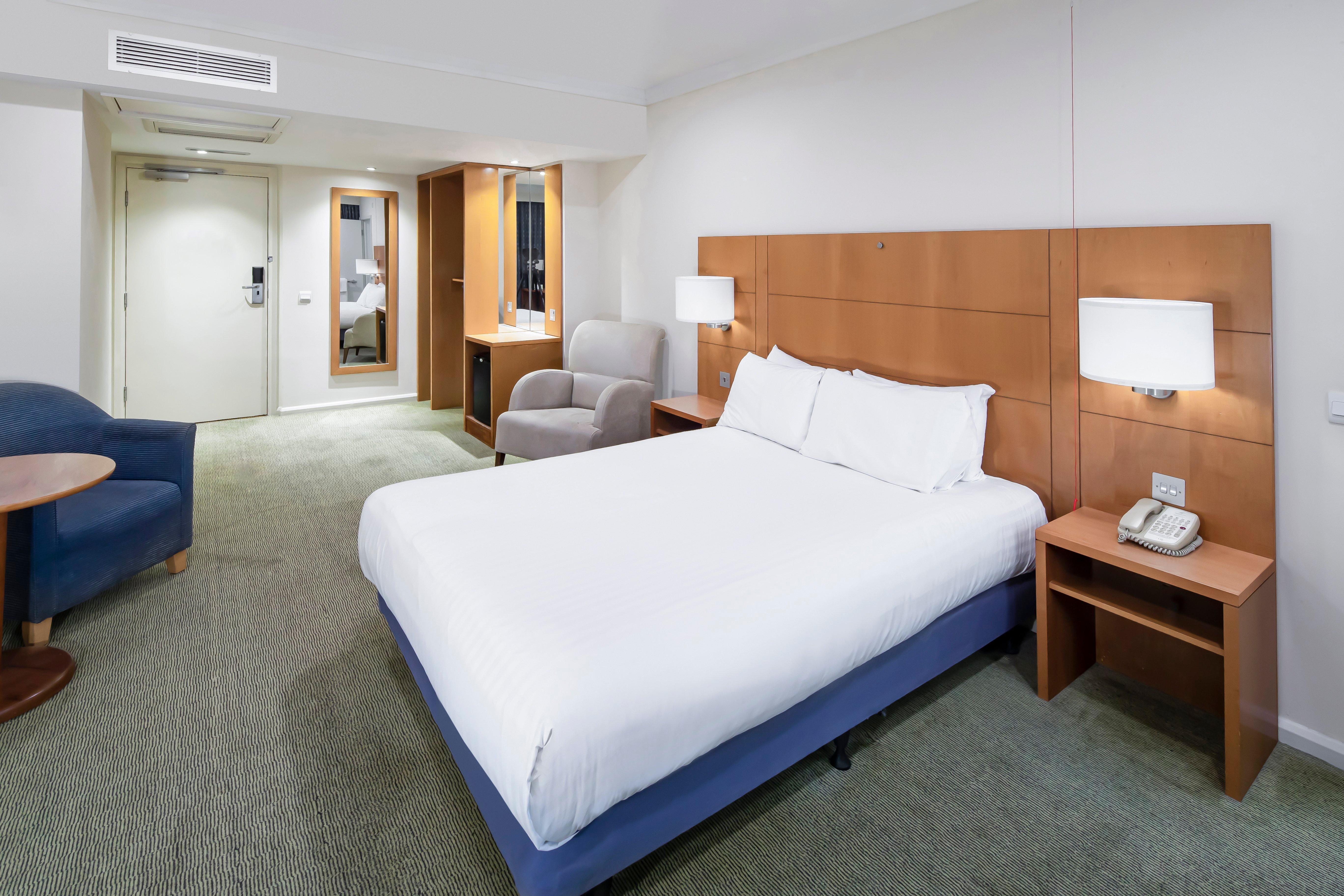 Holiday Inn Hull Marina By Ihg Кингстън ъпон Хъл Екстериор снимка