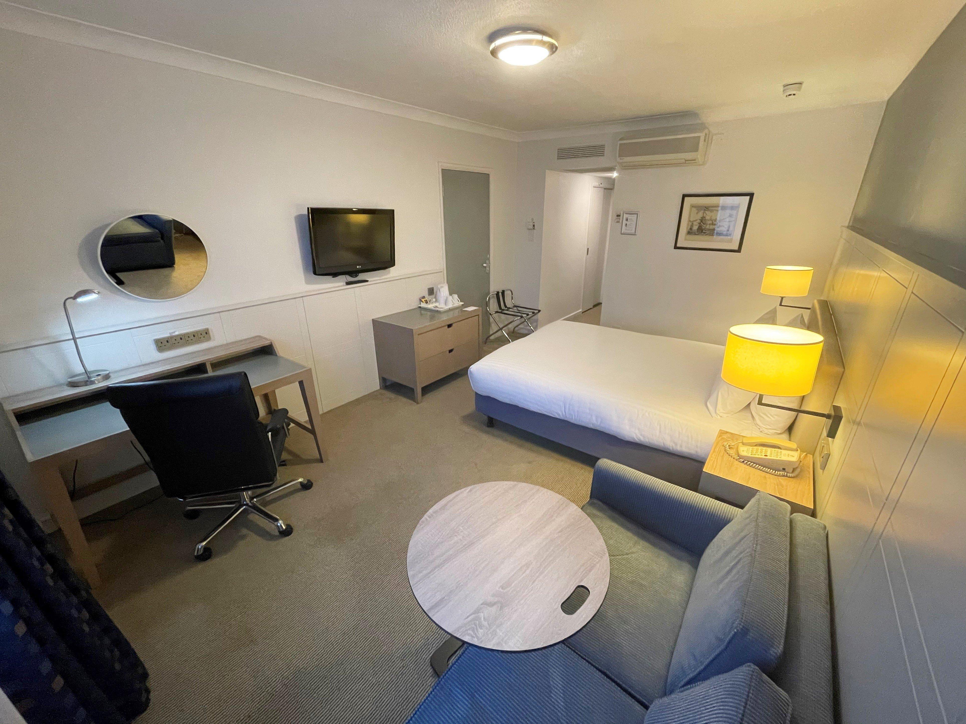 Holiday Inn Hull Marina By Ihg Кингстън ъпон Хъл Екстериор снимка