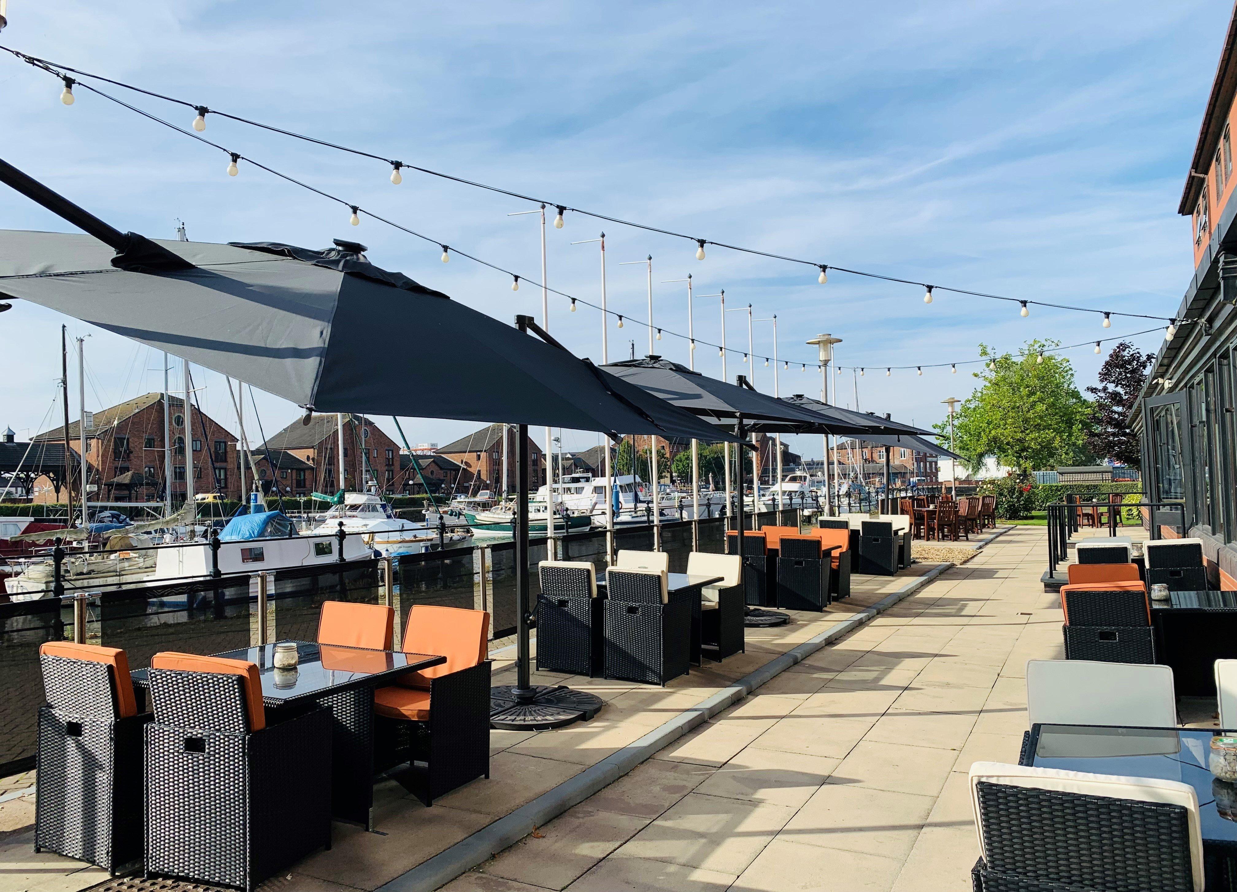Holiday Inn Hull Marina By Ihg Кингстън ъпон Хъл Екстериор снимка