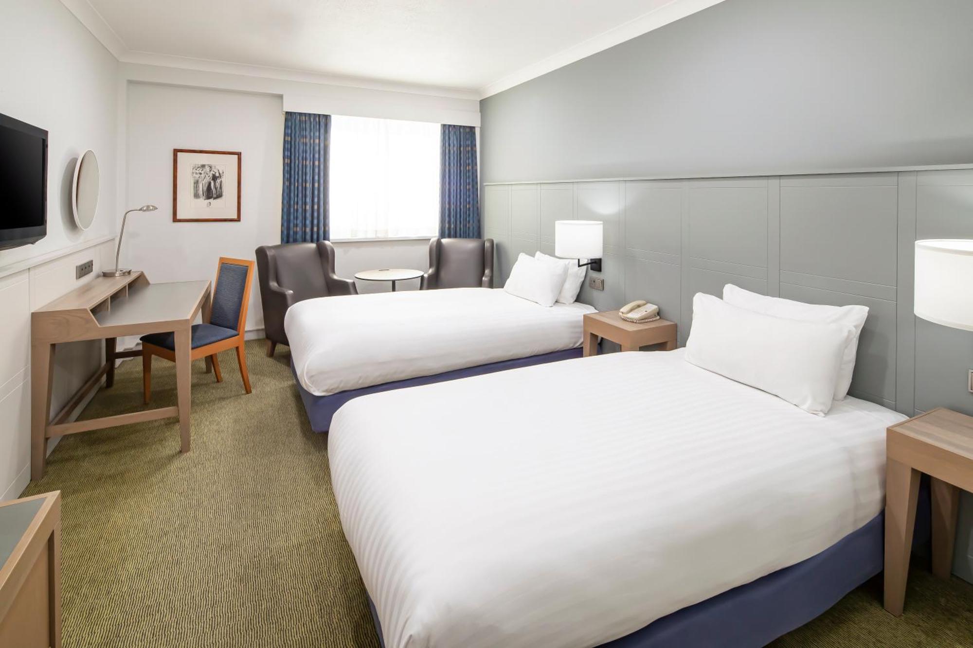 Holiday Inn Hull Marina By Ihg Кингстън ъпон Хъл Стая снимка